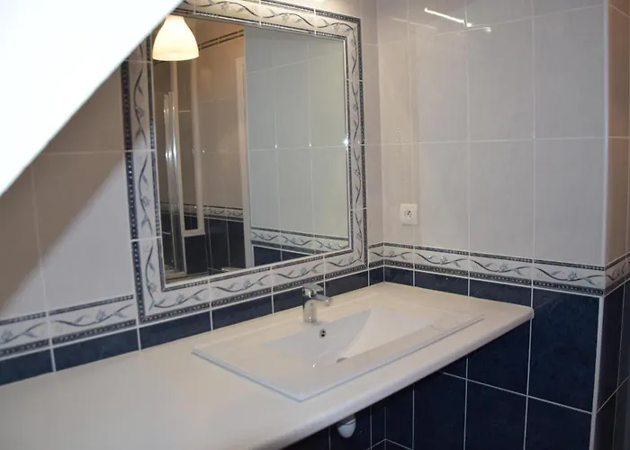 Les D'hôtes Du Galant  L'allée Des Champs